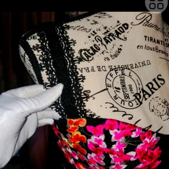 Dress - Picture 4 of 5